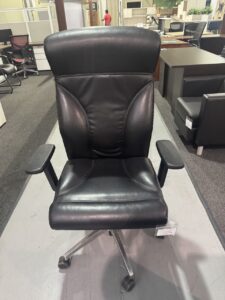 Used Contemporary Executive Office Chair with Arms
